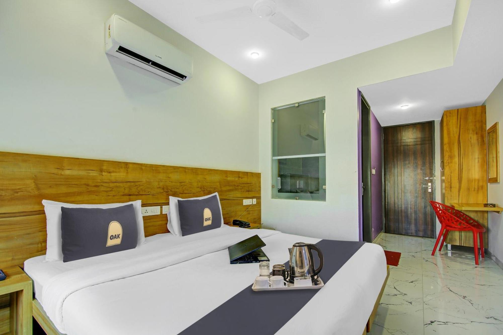 Super Townhouse Geetanjali Inn Gurgaon Exteriör bild