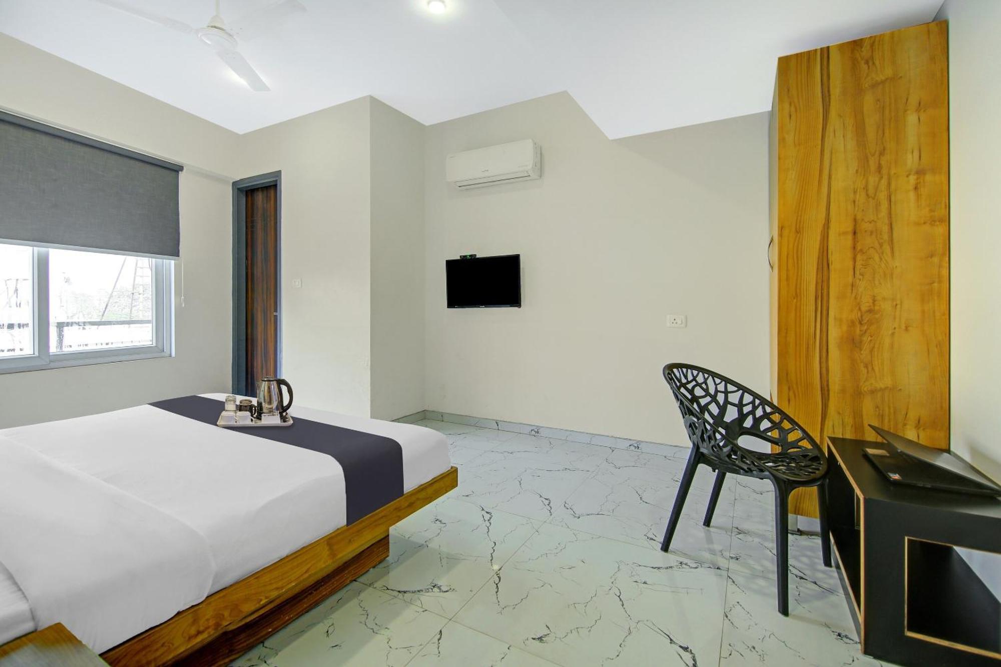 Super Townhouse Geetanjali Inn Gurgaon Exteriör bild