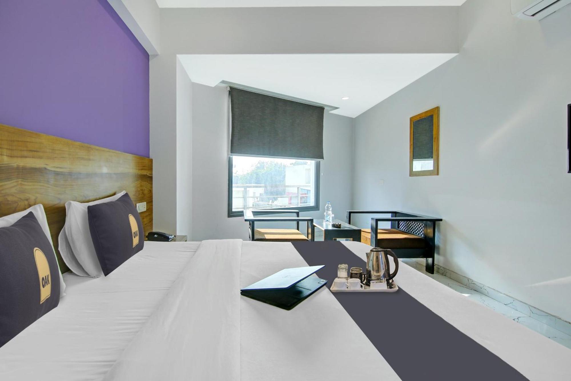 Super Townhouse Geetanjali Inn Gurgaon Exteriör bild
